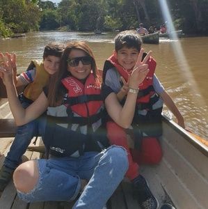 Meet your Posher, Razan